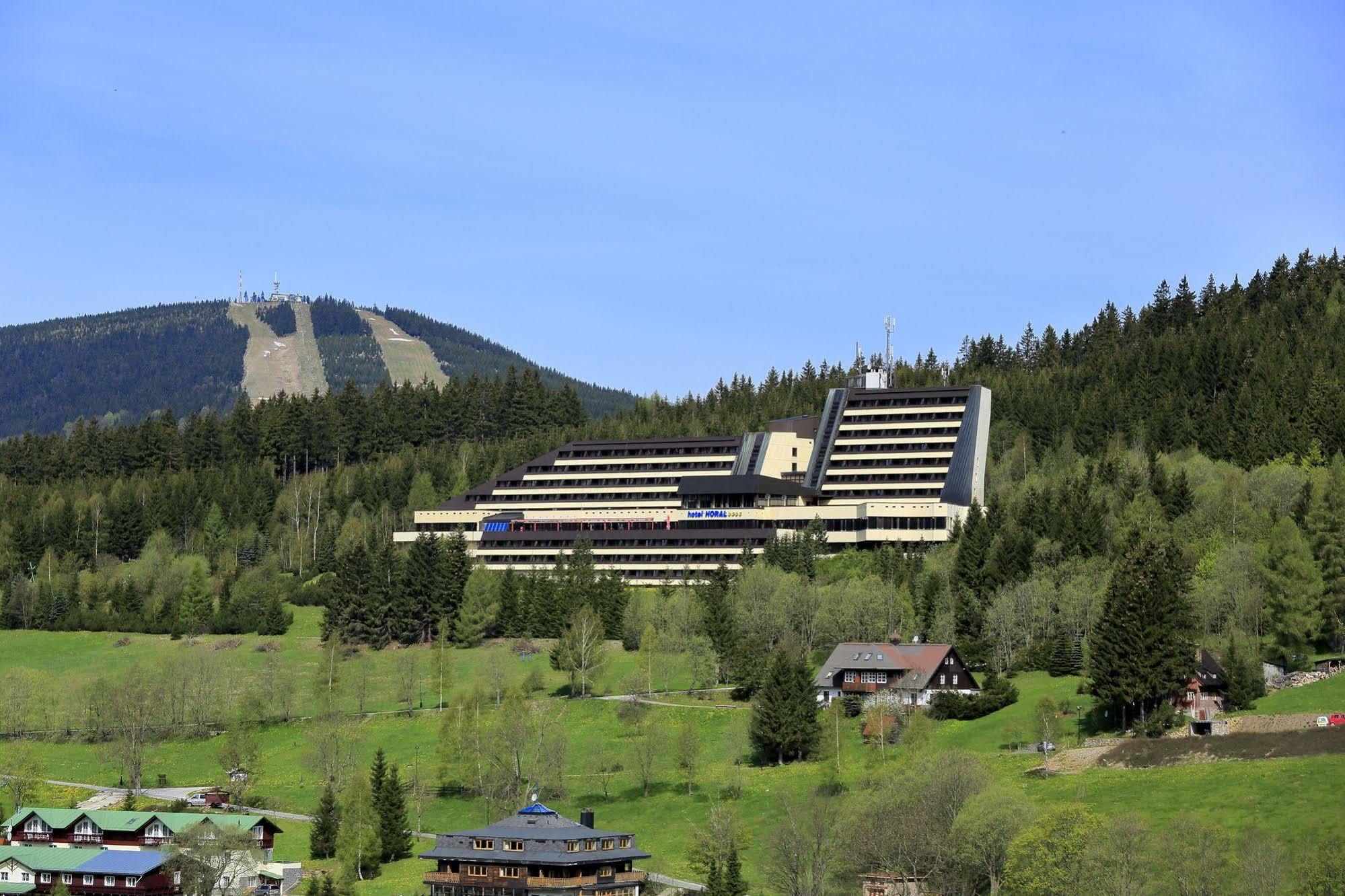 OREA Resort Horal Špindlerův Mlýn Eksteriør bilde